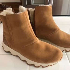 Sorel KINETIC Short Boot